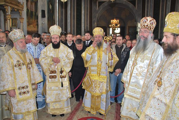 Sărbătoarea Sfântului Grigorie Decapolitul la Mănăstirea Bistriţa olteană 101848