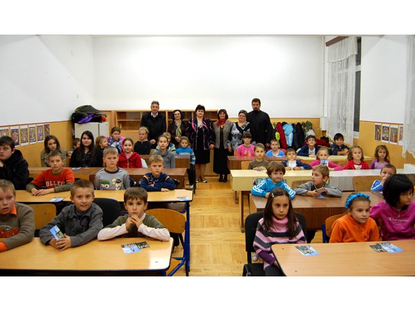 Cerc de pictură pe sticlă în Parohia Giarmata Vii 101888