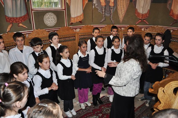 „Creştinismul la români“, ediţia a XIII-a 102033