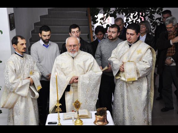 Poliţiştii comunitari au un sediu sfinţit 102239