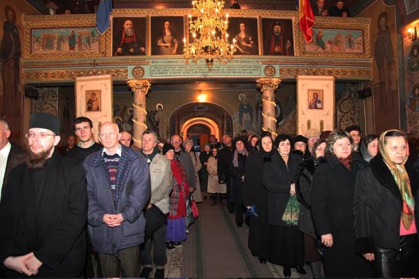 Slujiri arhiereşti în Transilvania 102294