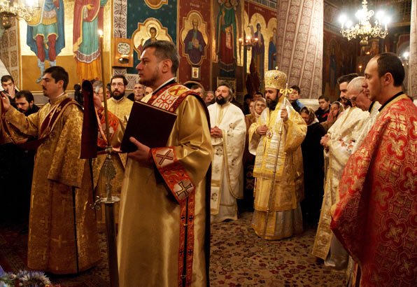 Biserica  „Cuţitul de Argint“, la 100 de ani 102325