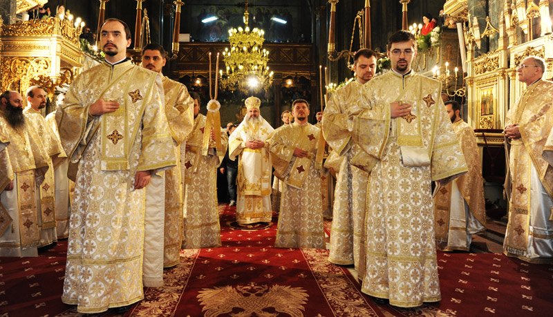 Hram şi binecuvântare la „Sfântul Spiridon - Nou“ 102317