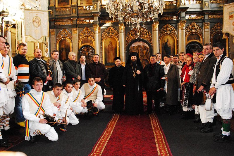 Românii din Ungaria au fost colindaţi 102320