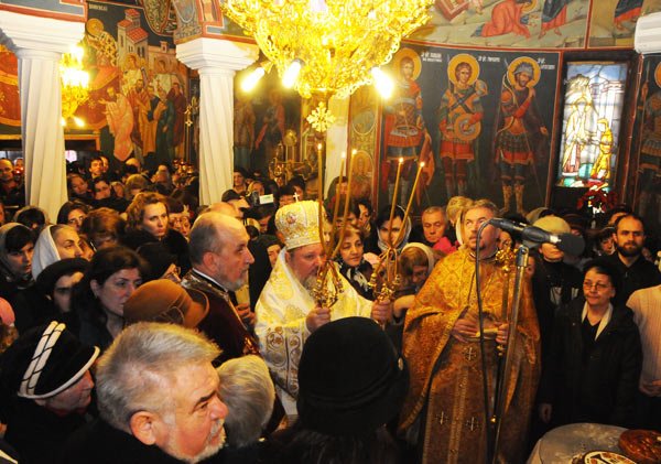 Serbare arhierească pentru sfântul păstor al Trimitundei 102328