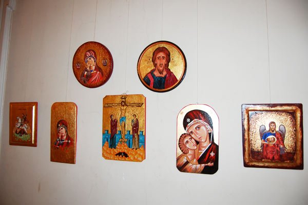 Asociaţia Filantropia, alături de oamenii nevoiaşi 102387