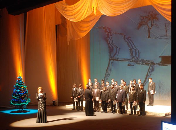 Colinde la Teatrul Naţional din Craiova 102413