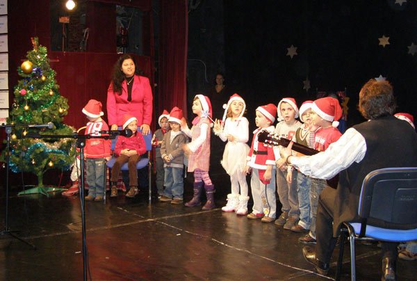 Festival dedicat copiilor cu cerinţe educative speciale 102415