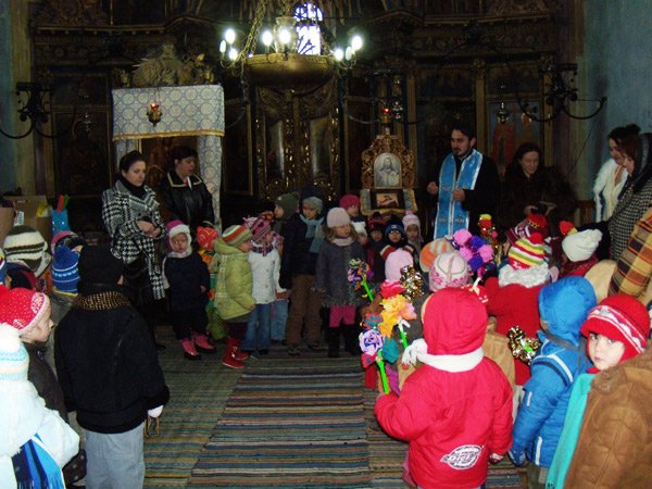 Acţiune social-filantropică în parohia Hărpăşeşti 102447