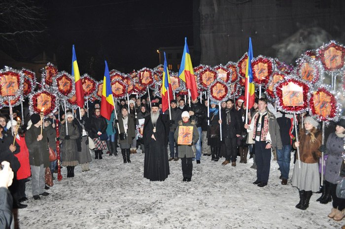 Studenţii ieşeni au vestit Naşterea Domnului 102443