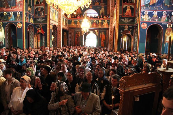 Slujiri arhiereşti în Transilvania 102468