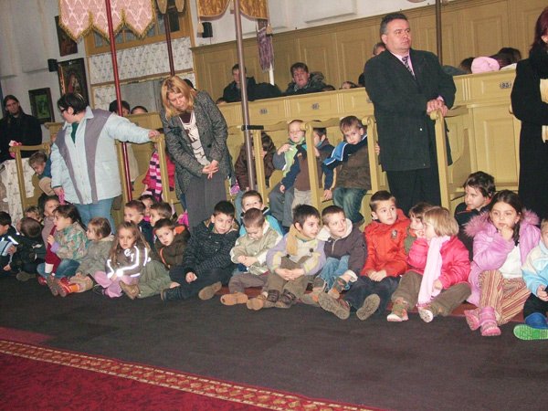 Sfântul darurilor, cinstit de românii din afara graniţelor 102490