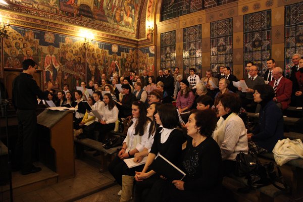 Concertul de colinde al Coralei catedralei din Sibiu 102550
