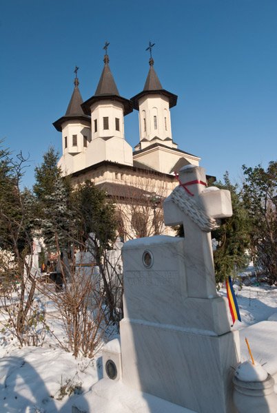 Lăcaşul care cinsteşte martirii demnităţii 102520