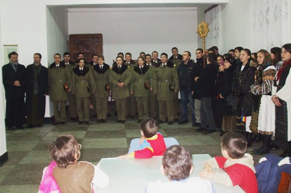 Colindă în aşezăminte sociale din judeţul Sibiu 102568