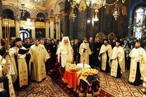 Pomenirea şi preţuirea celor ce s-au jertfit pentru libertate 102580