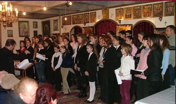 „Pe tineri îi caut, îi chem, îi stimulez spiritual“ 102628