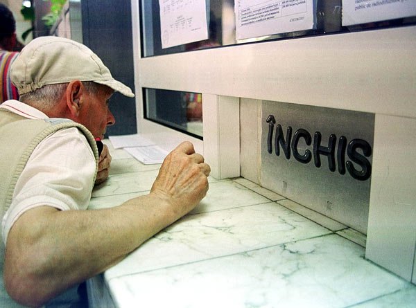 Utile: Programul de sărbători al serviciilor de utilitate publică 102633