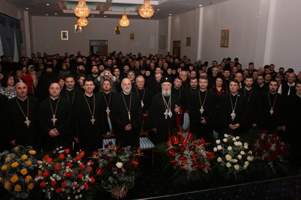 IPS Mitropolit Nifon a împlinit 11 ani de arhipăstorire 102659