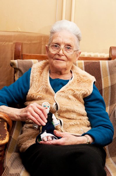 Când mâinile croşetează păpuşi şi amintiri 102697