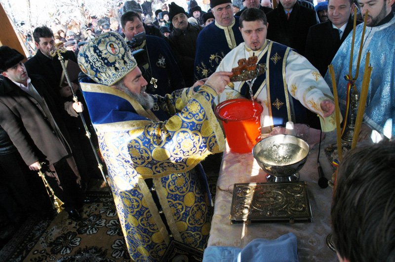 Boboteaza în Arhiepiscopia Romanului şi Bacăului 102775