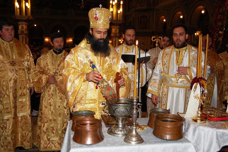 Slujba Aghesmei Mari la Catedrala din Timişoara 102777