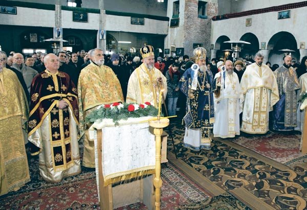 Sărbătoare în Ţara Făgăraşului 102823