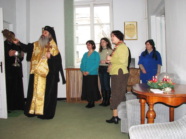 Angajaţii Centrului eparhial Iaşi, binecuvântaţi de IPS Teofan 102854