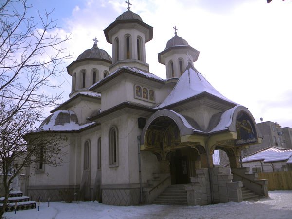 Biserica „Sfântul Ioan Botezătorul - Brestei“, în haină de praznic 102881