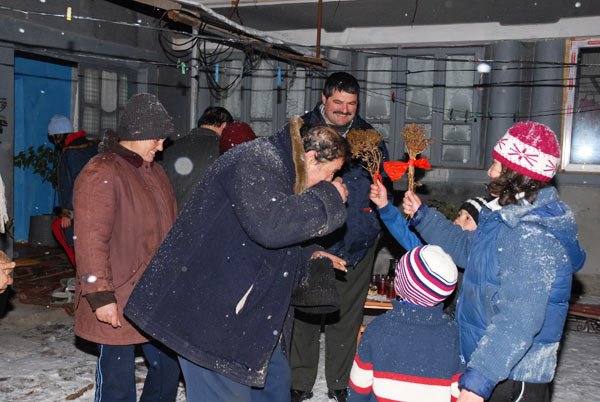 „Timpul a fost acela care a îmbisericit tradiţia“ 102883