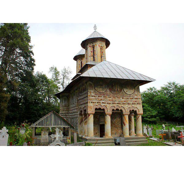 Biserici cu pictură murală exterioară din Oltenia 102897