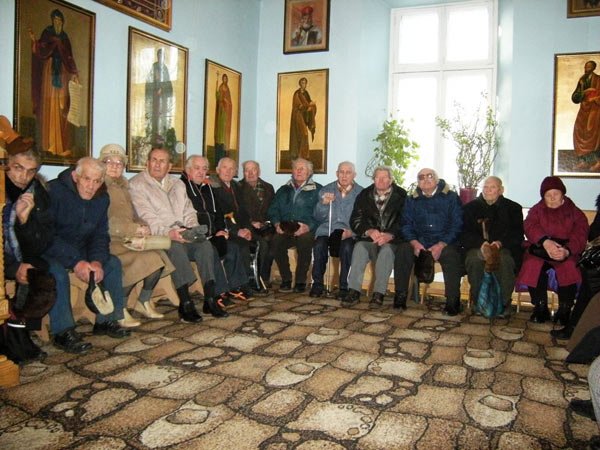 Ajutor pentru 200 de pensionari 102916