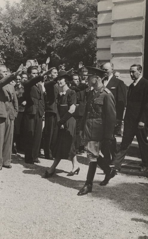 Mareşalul Ion Antonescu şi Biserica 102993