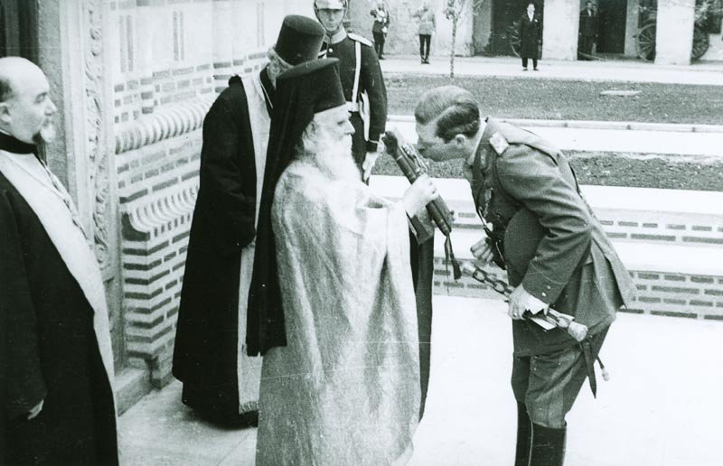 Biserica şi Ordinul „Mihai Viteazul“ 103048