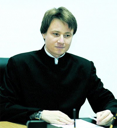 Răspunsuri duhovniceşti: Prin milostenie „împrumutăm pe Hristos“ 103176