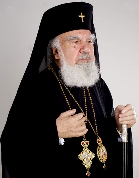 “Înalt Preasfinţitul Bartolomeu a îmbinat credinţa şi cultura într-o armonie roditoare” 103313