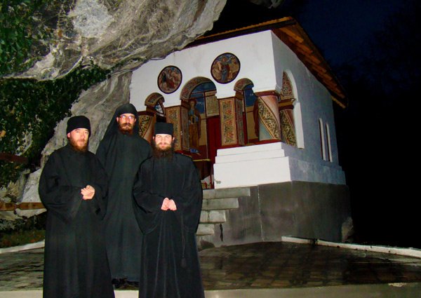 Cine gustă din pustnicie nu se mai satură în veci 103480