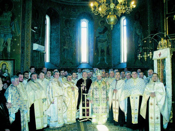 Preoţii Protoieriei Buhuşi s-au reunit în sinaxă 103526