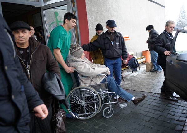 Dacă am şti cine este omul de pe stradă... 103538