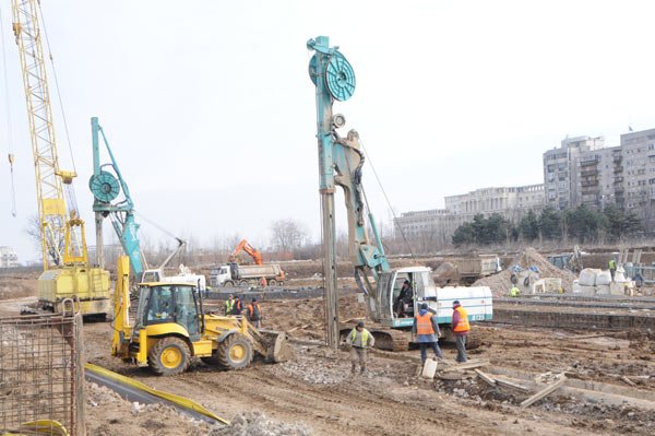 Au loc lucrări de pregătire a fundaţiei 103615