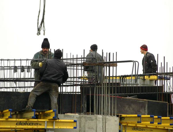 Munca la negru, pedepsită cu amendă sau închisoare 103654