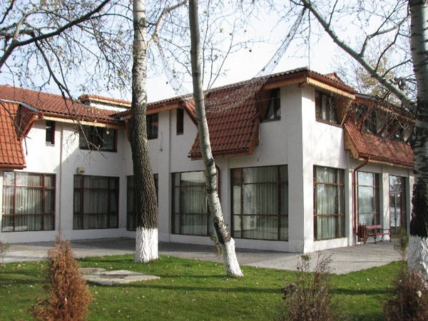 Decanii facultăţilor de teologie s-au întrunit la Lacu Sărat 103663