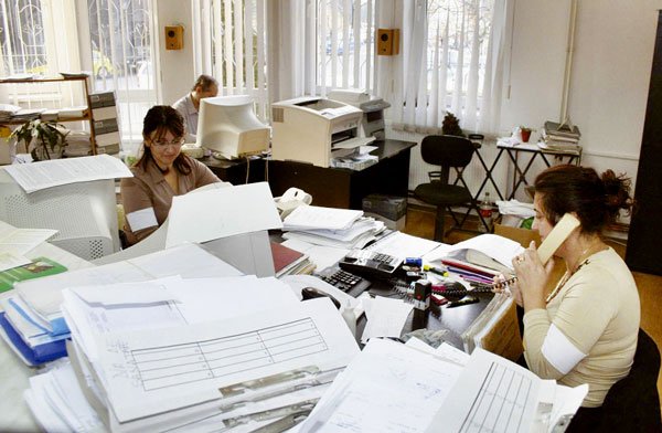 Salariile bugetarilor au crescut, în medie, cu 14% 103682