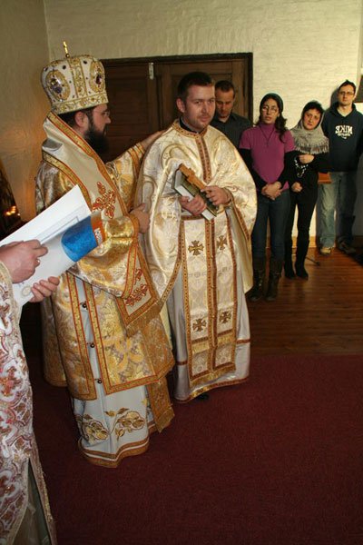 Cei peste 1.000 de români din oraşul norvegian Bergen au un nou păstor 103716