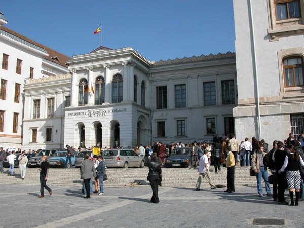 Gr. T. Popa: relaţia ştiinţă-morală creştină 103725