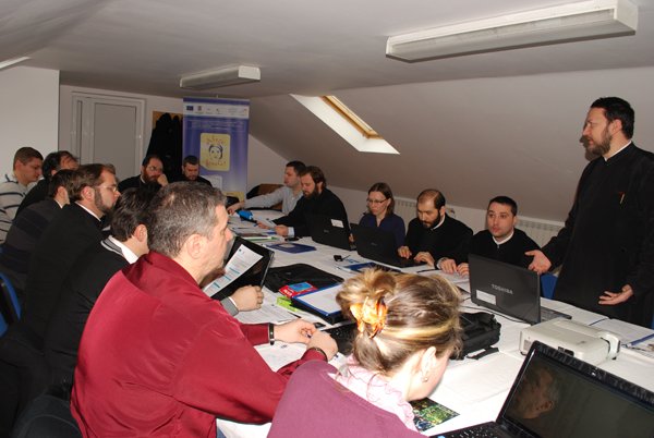 Întâlnirea formatorilor proiectului „Alege şcoala!“ 103740