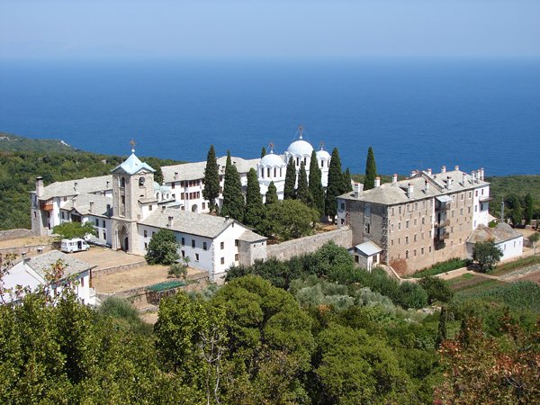 „O făclie aprinsă pentru toţi monahii din Athos“ 103790