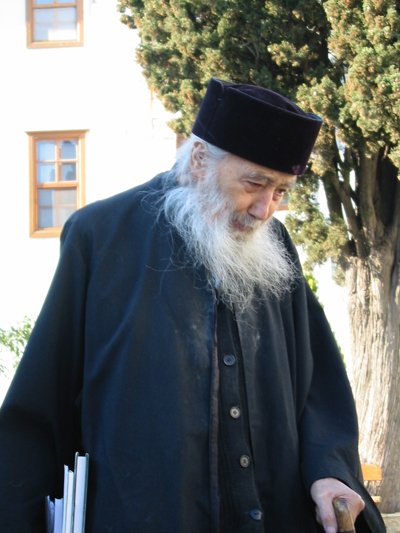 Răspunsuri duhovniceşti: Smerenia, cămara comorilor duhovniceşti 103795