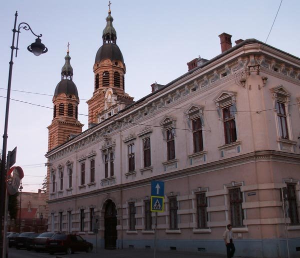 „Tinerii şi Biserica“, parteneriat între arhiepiscopie şi „Liceul C. Noica“ 103824