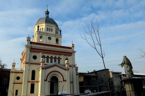 Capela „Elisabeta Doamna“, în slujba tinerilor 103875